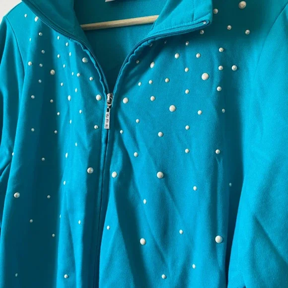 Quacker‎ Factory XL Turquoise Embellished Full Zip Sweatshirt Jacket - Picture 2 of 8